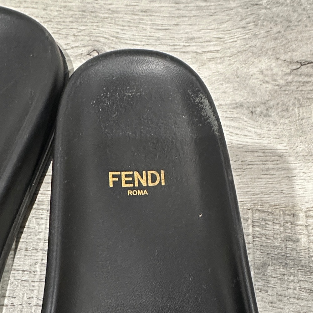 Fendi Women's Black and Brown Patterned Slide Sandals - Picture 10 of 15